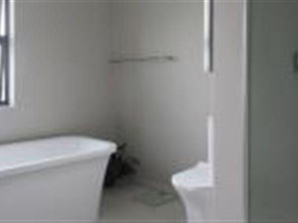 4 Bedroom Property for Sale in Olivedale Gauteng