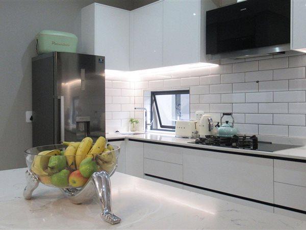 4 Bedroom Property for Sale in Olivedale Gauteng