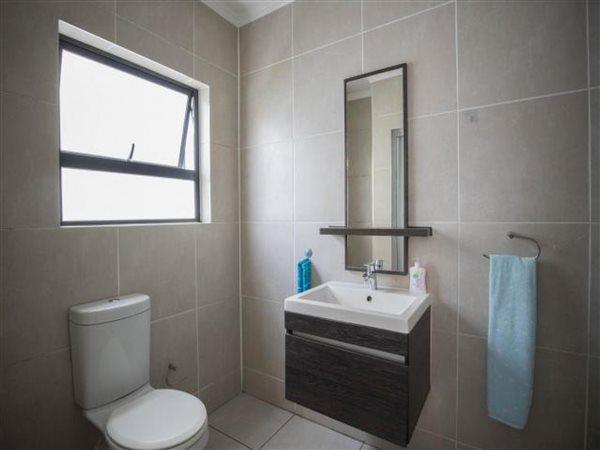 3 Bedroom Property for Sale in Bryanston Gauteng