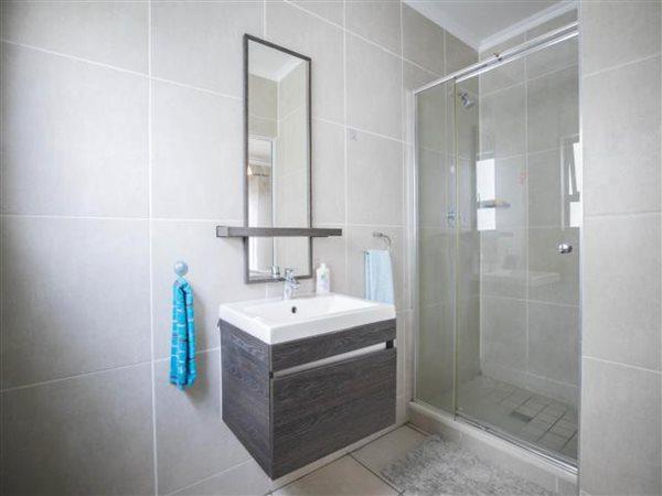 3 Bedroom Property for Sale in Bryanston Gauteng