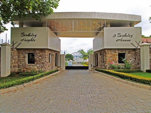 4 Bedroom Property for Sale in Bryanston Gauteng