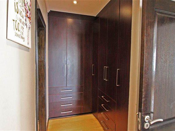 4 Bedroom Property for Sale in Bryanston Gauteng