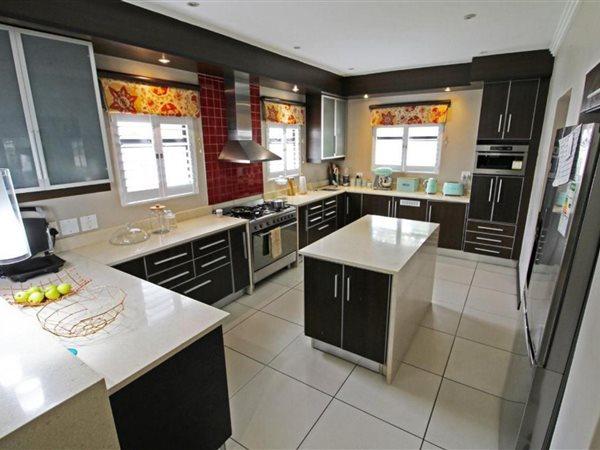 4 Bedroom Property for Sale in Bryanston Gauteng