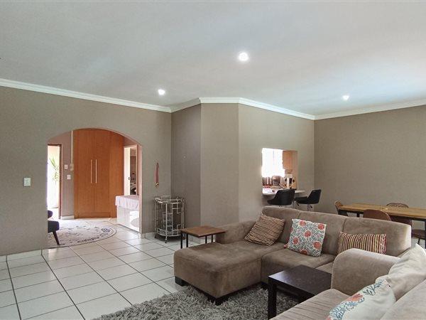 3 Bedroom Property for Sale in Fourways Gauteng