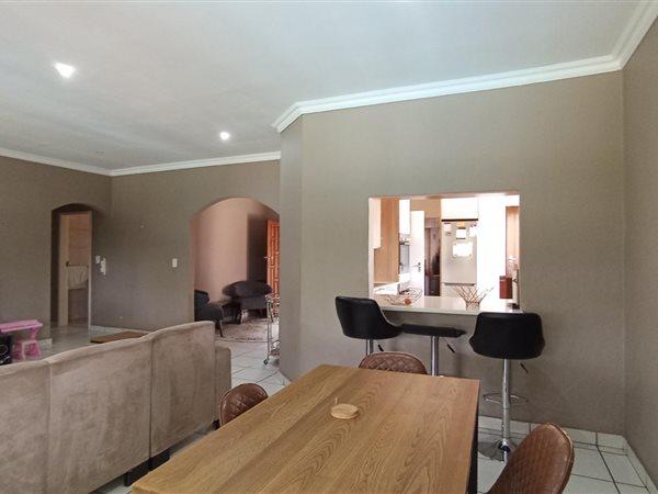 3 Bedroom Property for Sale in Fourways Gauteng