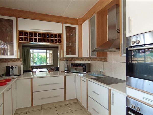 3 Bedroom Property for Sale in Fourways Gauteng