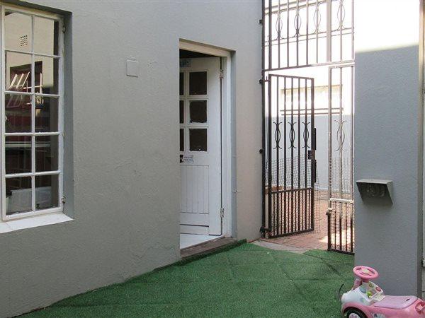 6 Bedroom Property for Sale in Strathavon Gauteng