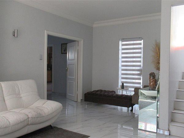 6 Bedroom Property for Sale in Strathavon Gauteng