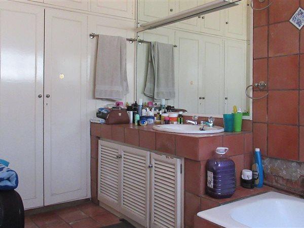 6 Bedroom Property for Sale in Strathavon Gauteng