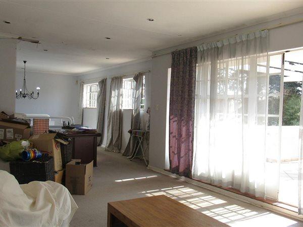6 Bedroom Property for Sale in Strathavon Gauteng