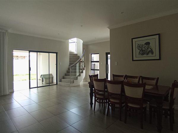 4 Bedroom Property for Sale in Blue Valley Golf Estate Gauteng