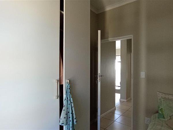 2 Bedroom Property for Sale in Grand Central Gauteng