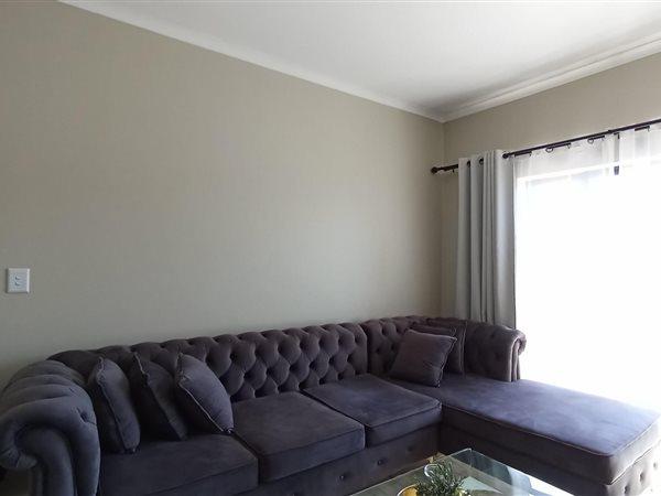 2 Bedroom Property for Sale in Grand Central Gauteng