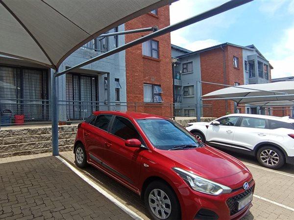 2 Bedroom Property for Sale in Grand Central Gauteng
