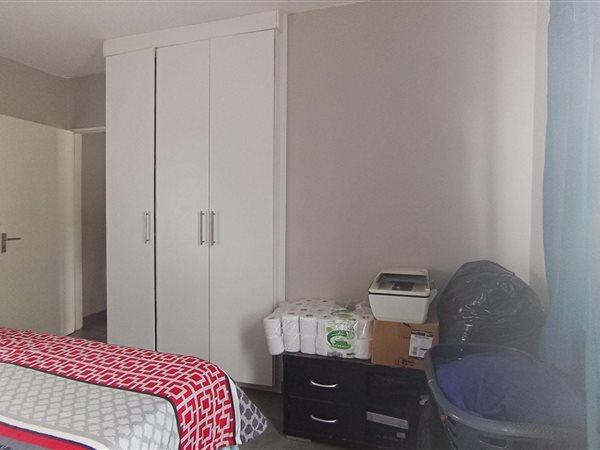 2 Bedroom Property for Sale in Grand Central Gauteng