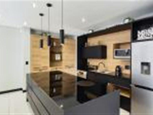 3 Bedroom Property for Sale in Edenvale Central Gauteng