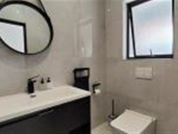 3 Bedroom Property for Sale in Edenvale Central Gauteng