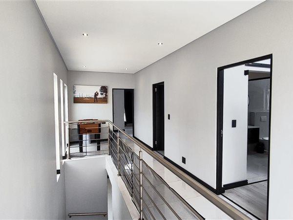 3 Bedroom Property for Sale in Edenvale Central Gauteng