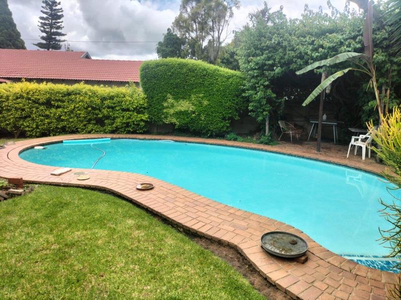5 Bedroom Property for Sale in Florauna Gauteng