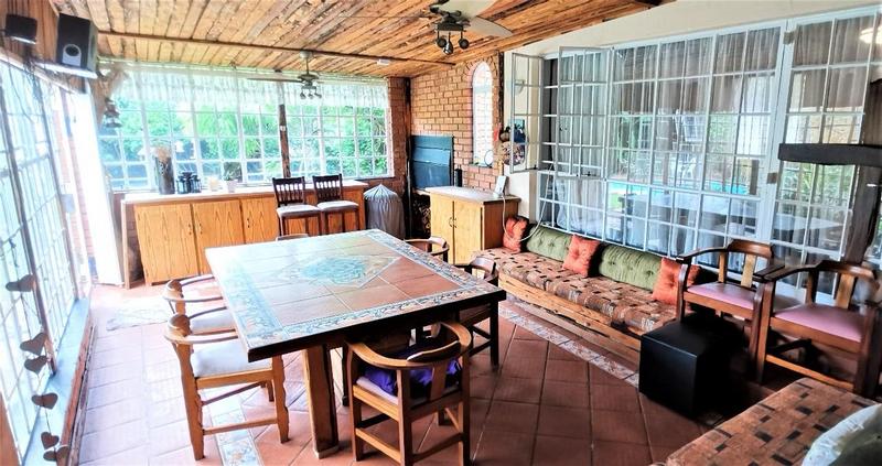 5 Bedroom Property for Sale in Florauna Gauteng