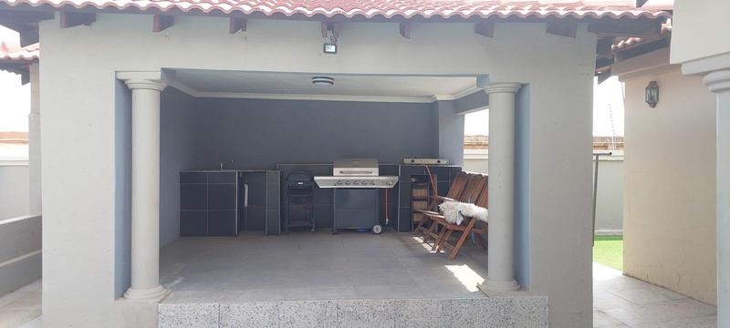 4 Bedroom Property for Sale in Savannah Country Estate Gauteng