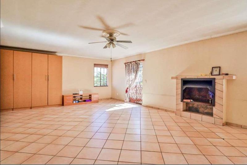 Commercial Property for Sale in Glen Austin Gauteng