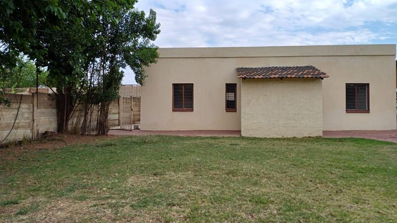 Commercial Property for Sale in Glen Austin Gauteng
