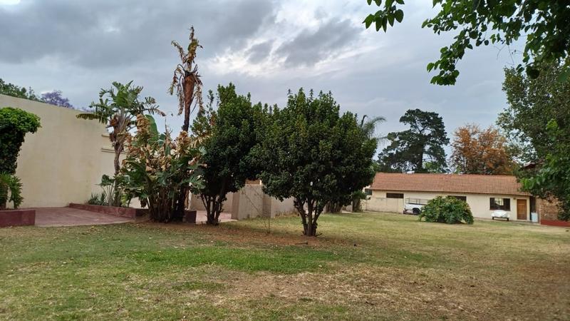 Commercial Property for Sale in Glen Austin Gauteng