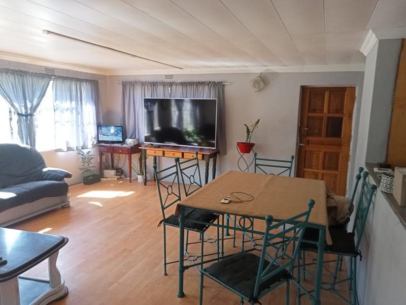 4 Bedroom Property for Sale in Florida Gauteng