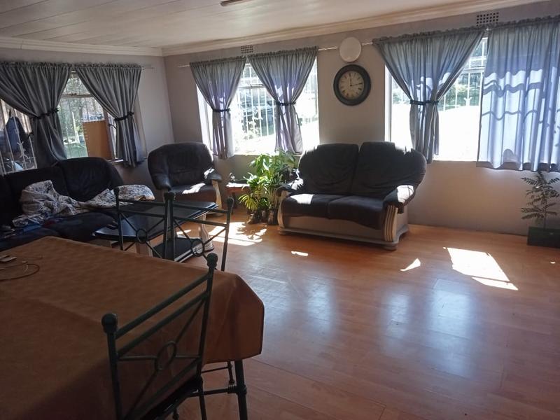 4 Bedroom Property for Sale in Florida Gauteng