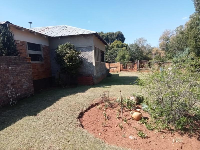 4 Bedroom Property for Sale in Florida Gauteng