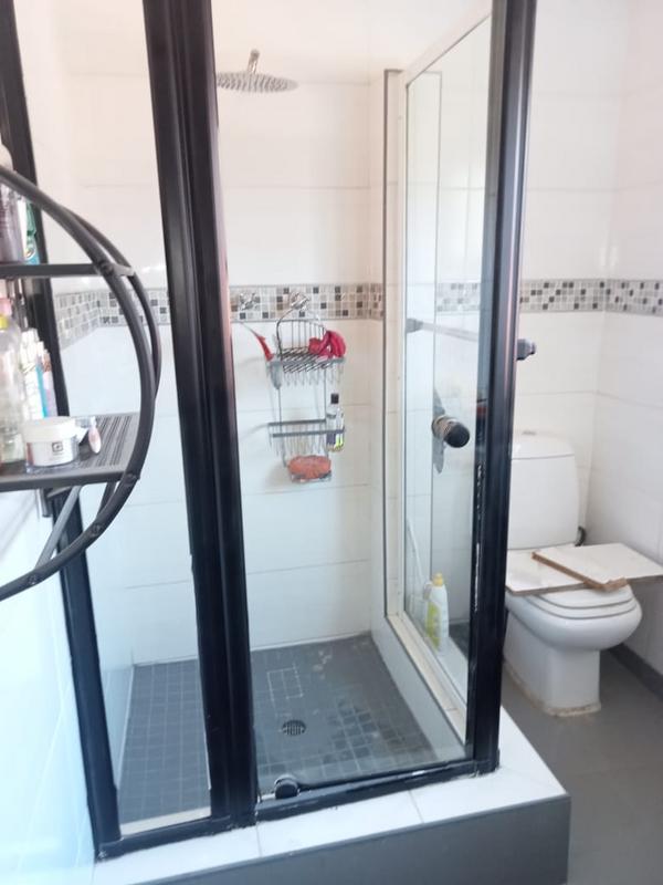 4 Bedroom Property for Sale in Florida Gauteng