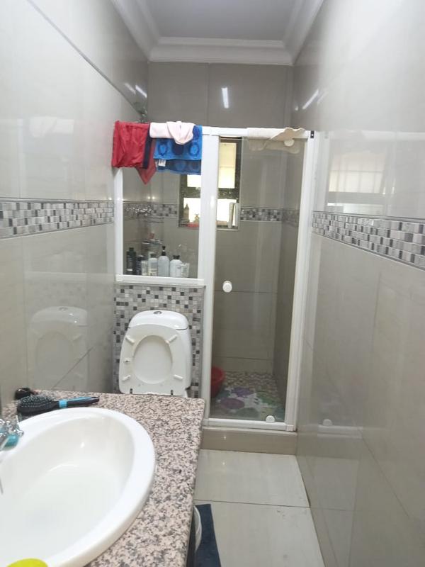 4 Bedroom Property for Sale in Florida Gauteng
