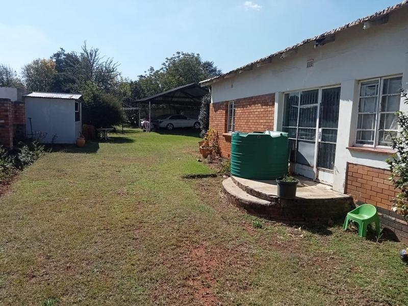 4 Bedroom Property for Sale in Florida Gauteng