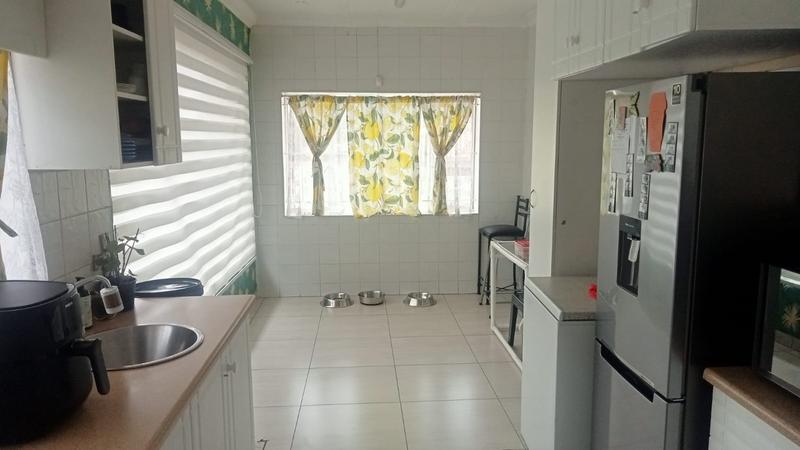 3 Bedroom Property for Sale in Florida North Gauteng