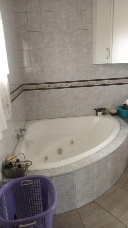 3 Bedroom Property for Sale in Florida North Gauteng
