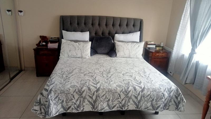 3 Bedroom Property for Sale in Florida North Gauteng