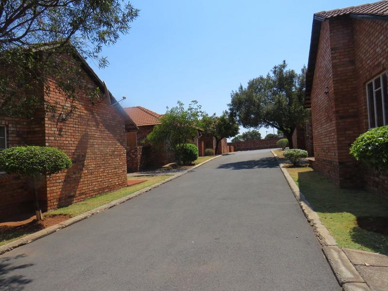 3 Bedroom Property for Sale in Reefhaven Gauteng