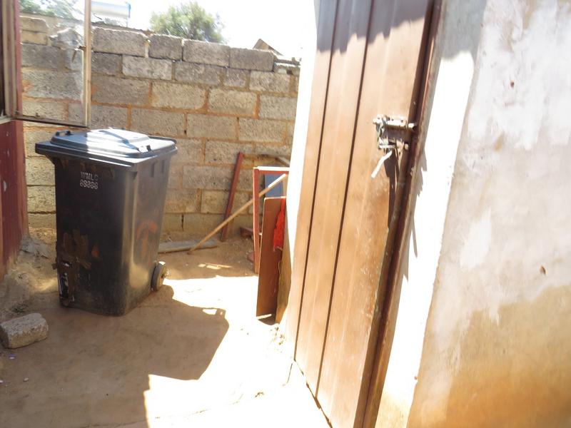 2 Bedroom Property for Sale in Tshepisong Gauteng