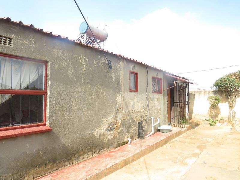 3 Bedroom Property for Sale in Tshepisong Gauteng