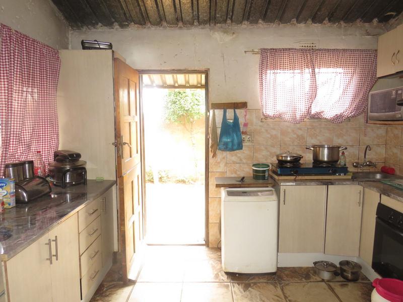 3 Bedroom Property for Sale in Tshepisong Gauteng