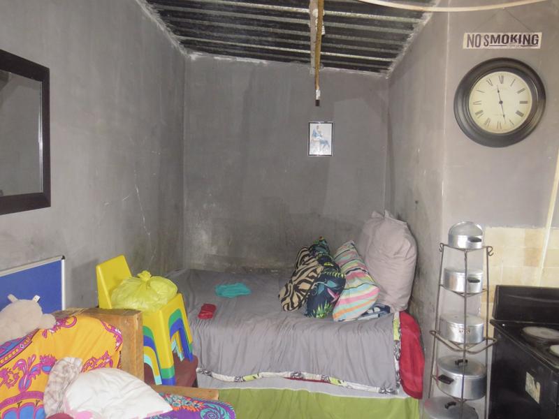 1 Bedroom Property for Sale in Tshepisong Gauteng