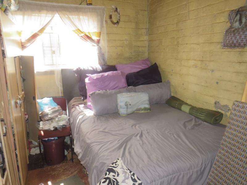 1 Bedroom Property for Sale in Tshepisong Gauteng