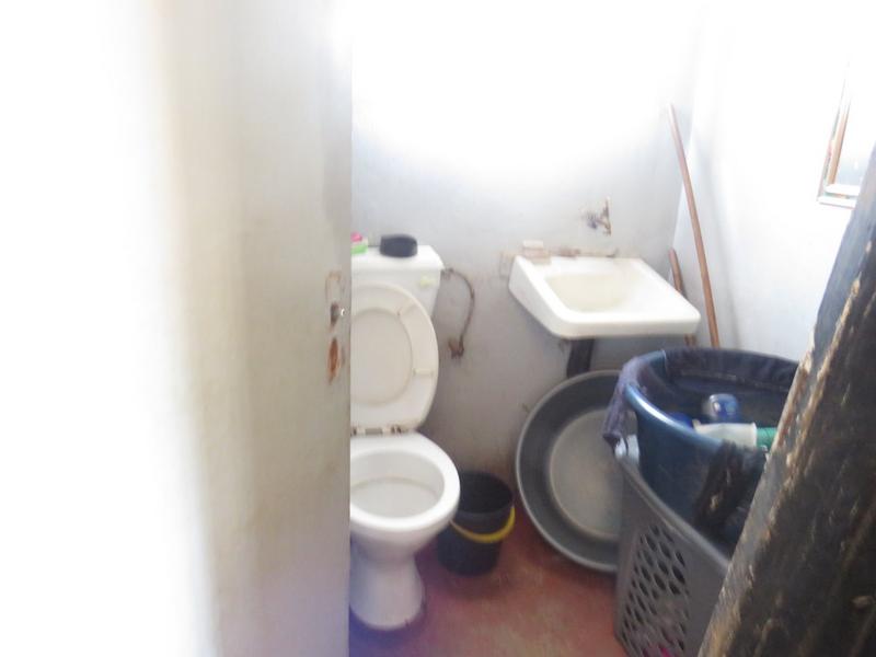 2 Bedroom Property for Sale in Tshepisong Gauteng