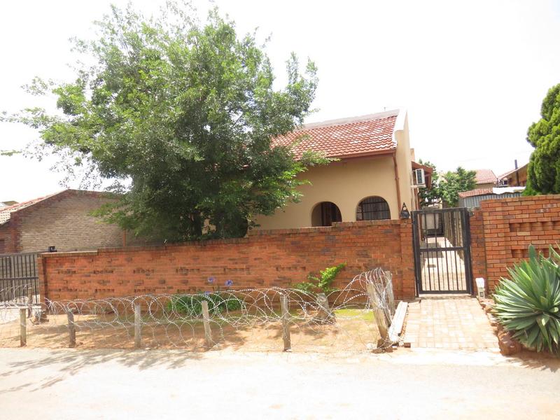 3 Bedroom Property for Sale in Kagiso Gauteng