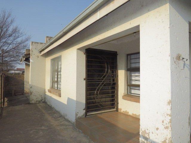 2 Bedroom Property for Sale in Kagiso Gauteng