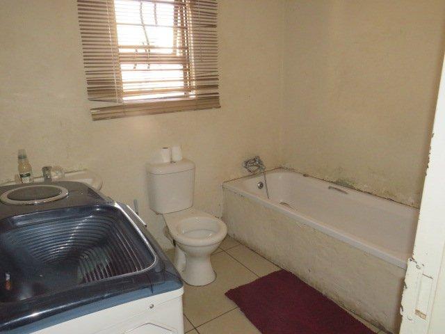 2 Bedroom Property for Sale in Kagiso Gauteng