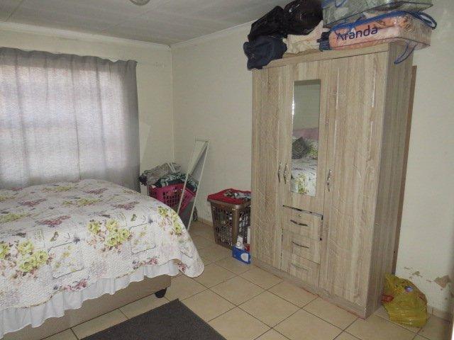 2 Bedroom Property for Sale in Kagiso Gauteng