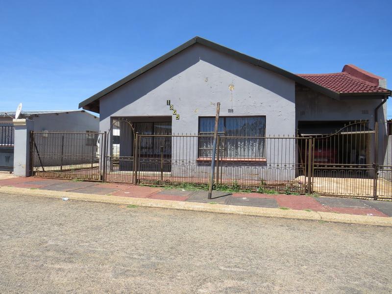 3 Bedroom Property for Sale in Kagiso Gauteng