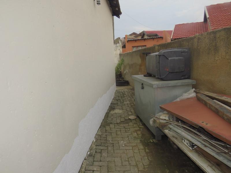 3 Bedroom Property for Sale in Kagiso Gauteng